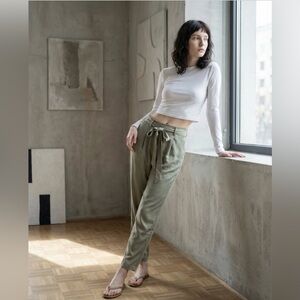 Joie Pure Silk Belted Sage Green Pants Gorgeous!